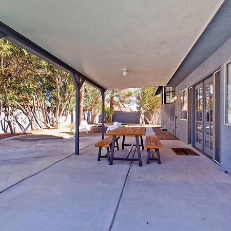 Bright, Modern 4Br With Beautiful Backyard & Pool! Villa Лас Вегас Екстериор снимка